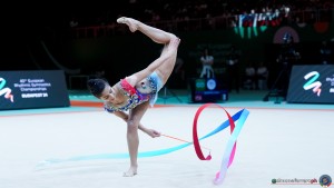 raffaeli sofia ita sfe04012a copia simone ferraro ph